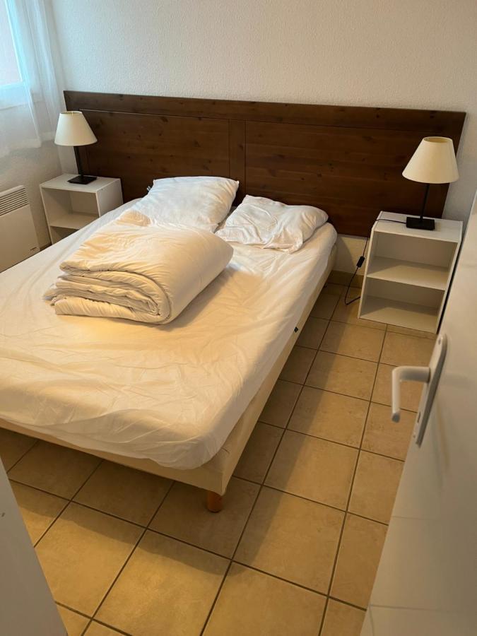 Prayssac Residence Claire Rive Appt 45 מראה חיצוני תמונה